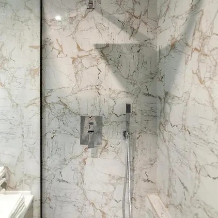 Апартаменты 2 Bedrooms Apartments Levia 2 *