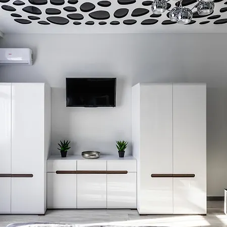 2 Bedrooms Apartments Levia 2 Львов