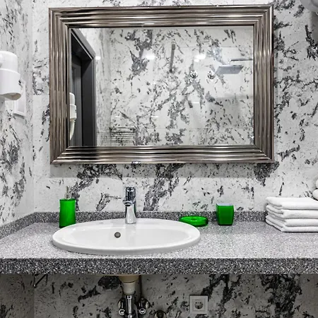 Апартаменты 2 Bedrooms Apartments Levia 2