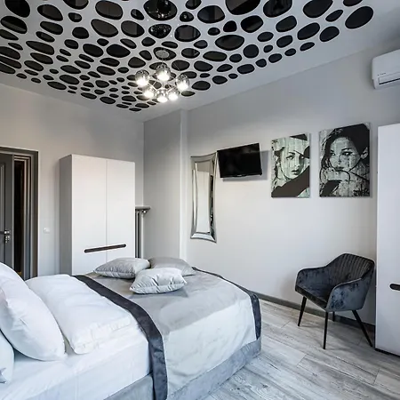 2 Bedrooms Apartments Levia 2 * Lviv
