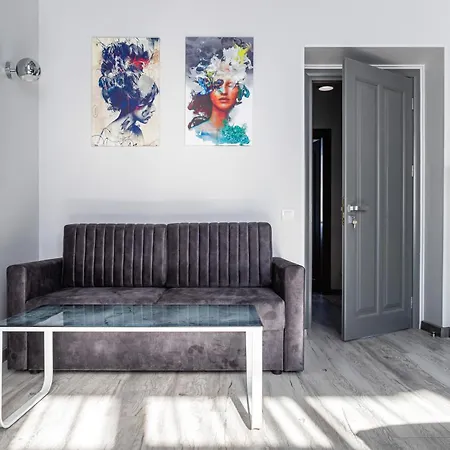 2 Bedrooms Levia 2 Apartament
