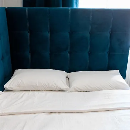 2 Bedrooms Apartments Levia 2 *