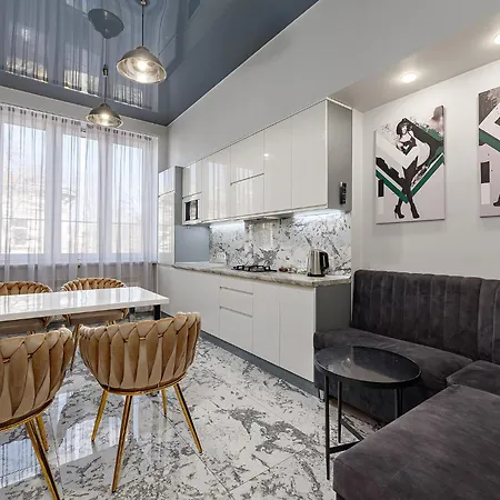 2 Bedrooms Levia 2 לבוב