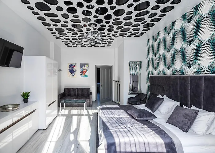 2 Bedrooms Levia 2 Apartment