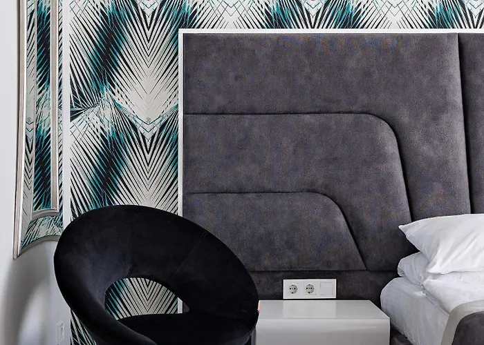 2 Bedrooms Levia 2 *